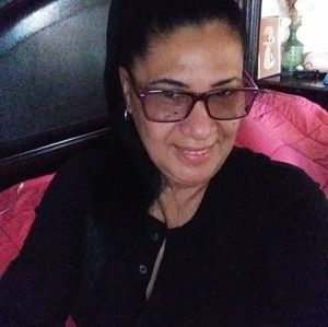 Meet your Posher, Candida